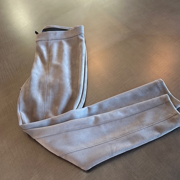 White House Black Market Women's Gray Leggings - Picture 3 of 8